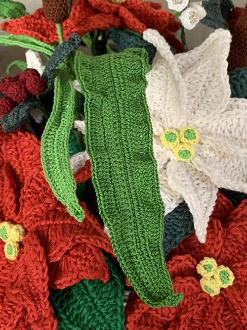 Recycle your Poinsettia and Holly crochet into an awesome holiday decor 9 leaves2